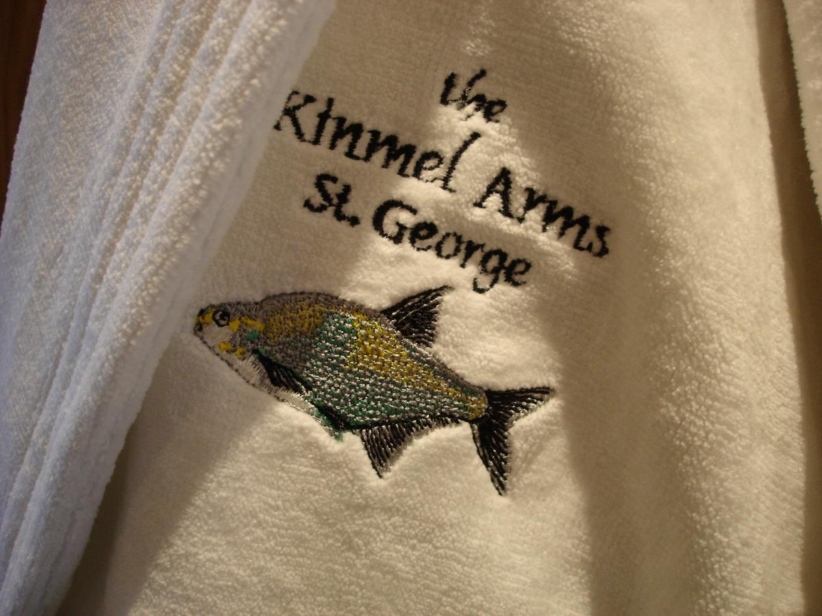 Hotel The Kinmel Arms Abergele Esterno foto